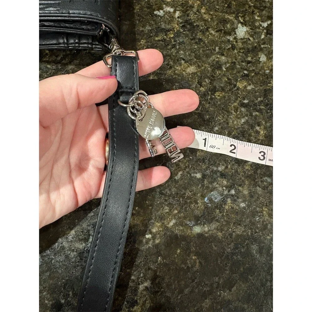 Steve Madden Wristlet Wallet Womens One Size Black Logo Zip Coin Keychain - Picture 5 of 7